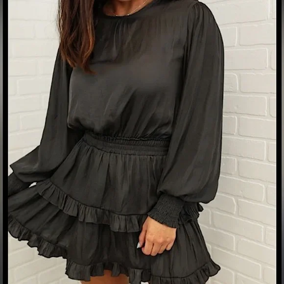 Do + Be Small Pullover Keyhole Closure Smock Waist Ruffles Long Sleeves Dress - Picture 1 of 6